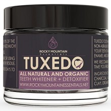 All Natural Charcoal Blanchiment des dents, 'Tuxedo' dents et des gencives en poudre par Rocky Mountain Essentials. Coconut char