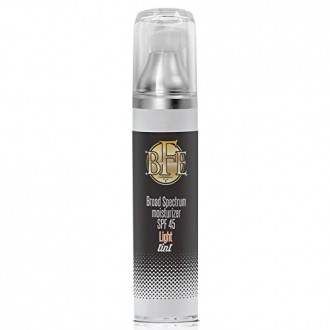 Broad Spectrum Hydratant Spf 45, Lumière Tint par Beauty Extreme Facial